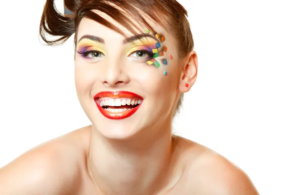 Junge attraktive Frau mit wunderschönem Kunstwürfel abstraktes Make-up — Stockfoto