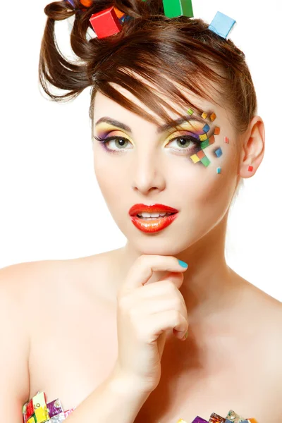 Vrouw met kunst kubus abstracte make-up — Stockfoto