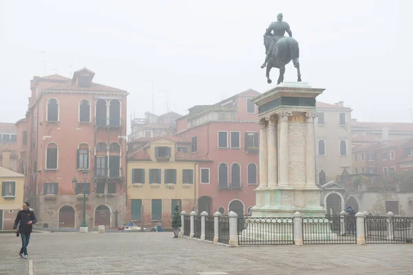 Ancient Beautiful Square Equestrian Statue Buildings Venice Italy Foggy Weather — Stock Photo, Image