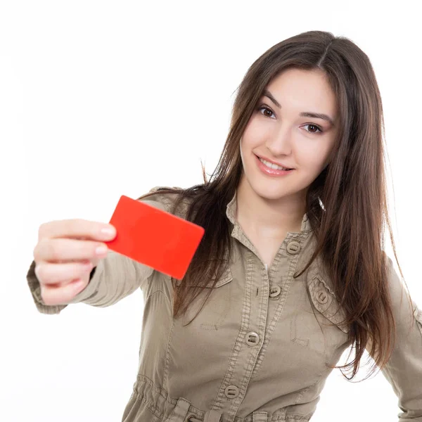 Mooie Vriendelijke Glimlach Zelfverzekerde Jonge Vrouw Met Korting Creditcard Haar — Stockfoto