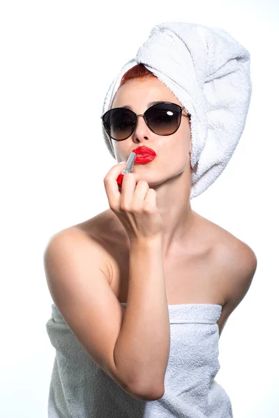 Fashion Blogger Morning Young Glam Pretty Woman Towel Sun Glasses — Stock Photo, Image