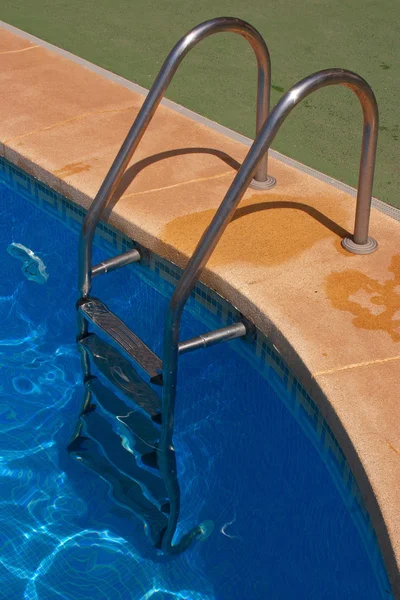 Swimming Pool Staircase - 1 — Stock Photo, Image