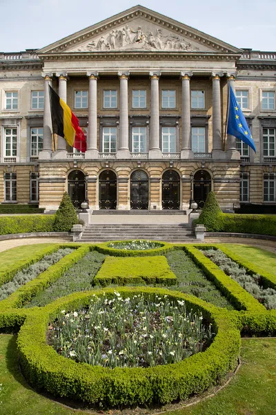 Bundesparlament Brüssel - vertikal — Stockfoto