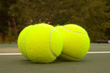 gele tennisballen - 16