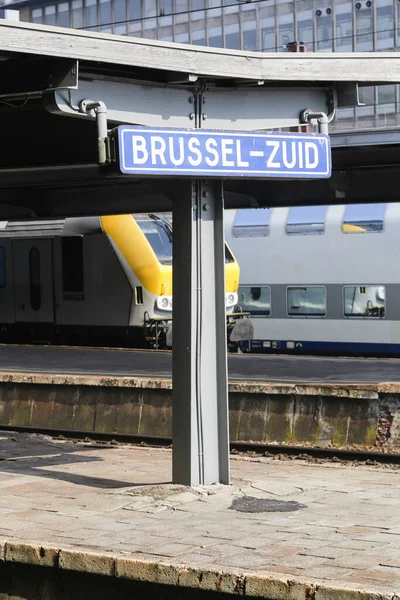 Vías Férreas Trenes Estación Tren Bruselas Sur — Foto de Stock