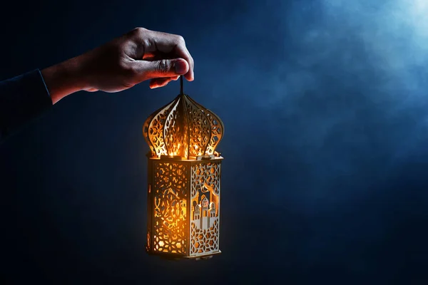 Muslim Man Holding Arabic Lantern — Stock Photo, Image