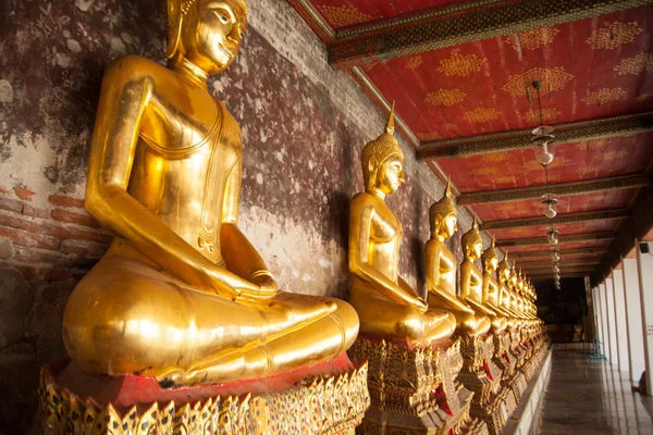 Estatua de Buddha —  Fotos de Stock