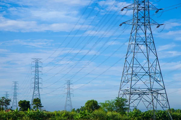 High voltage towers. — Stock Photo, Image