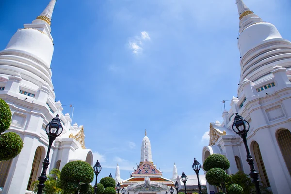 Biały świątynia Tajlandia. — Zdjęcie stockowe