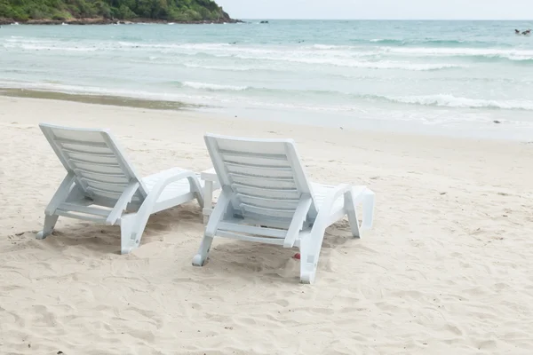 White benches and tables. — Stock Photo, Image