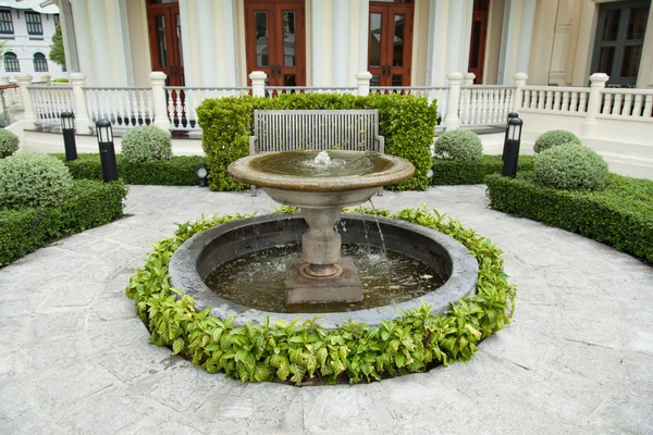 Pool in the garden — Stock Photo, Image