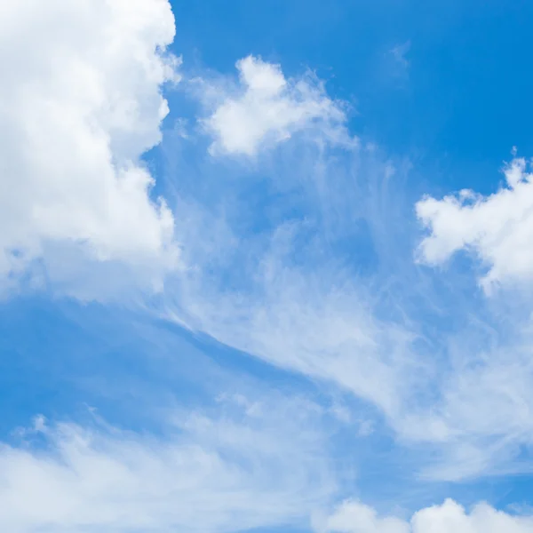 Clouds and blue sky. — Stock Photo, Image