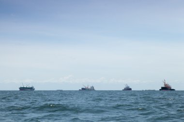 büyük kargo gemisi.