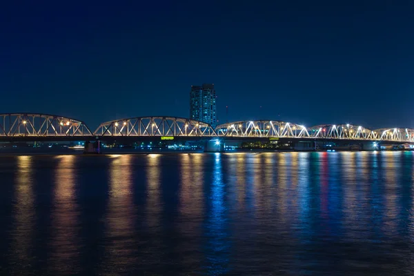 Ponte à noite — Fotografia de Stock