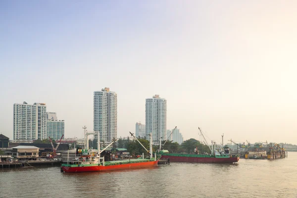 Großer Yachthafen — Stockfoto