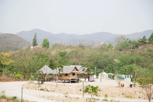 Small huts on the mountain. — Stock Photo, Image