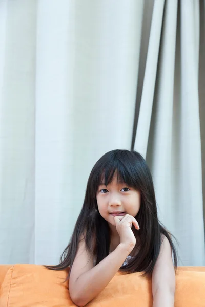 肖像画のアジアの女の子. — ストック写真