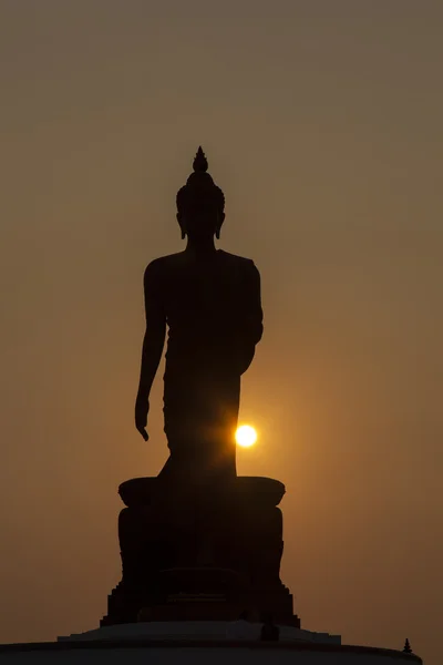 Big buddha på kvällen. — Stock fotografie