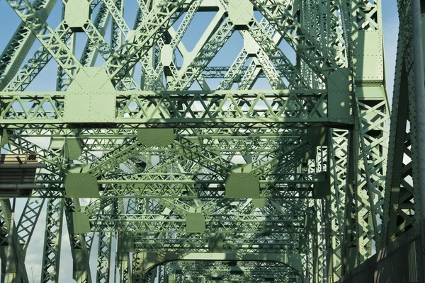 Green structure bridge background — Stock Photo, Image