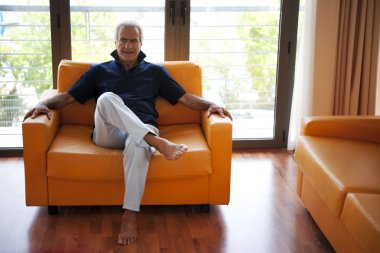 Komuta sizde bir kanepe