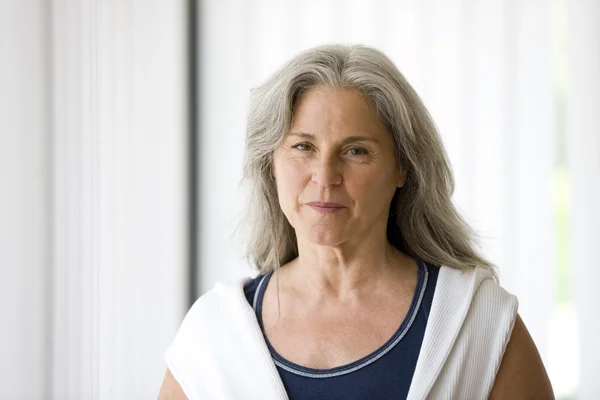 Portrait of senior woman — Stock Photo, Image