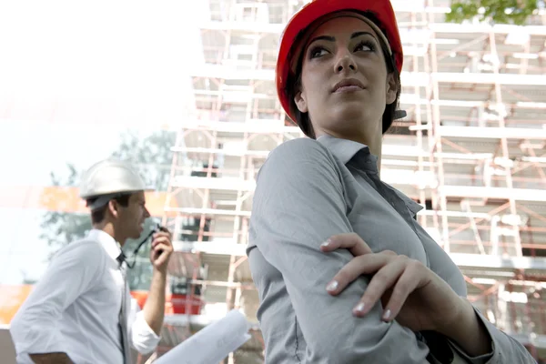 Costruzioni lavoratori sul lavoro — Foto Stock