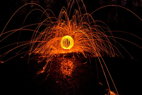Lightpainting na floresta — Fotografia de Stock