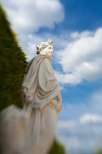 Gelios, Helios, Versailles Parc建筑宫殿和雕像 — 图库照片