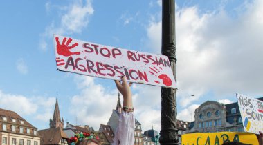 Strasbourg Ukrayna 'ya karşı, 26 Şubat 2022, Putin' e karşı, Kleber