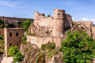 Hohlandsbourg, Wintzenheim town, Medieval Fortified castle, 1279, Fortress, France, Great East, Upper Rhine, Haute-Alsace Grand Est castle rock