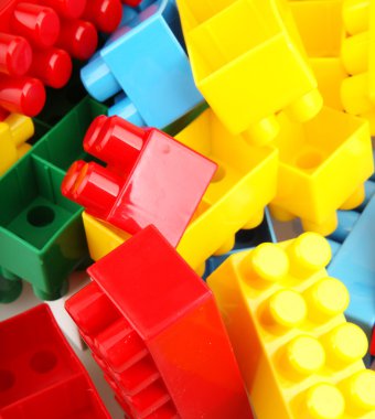 plastik oyuncak blokları