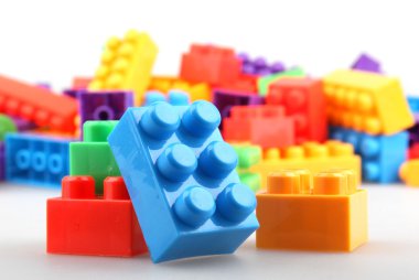 plastik yapı taşları