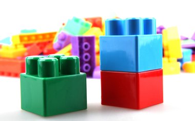 plastik yapı taşları
