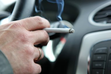 Tüm araçlarda sigara yasağı