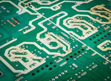 Elektronik devre kartına yakın çekim