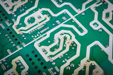 Elektronik devre kartına yakın çekim