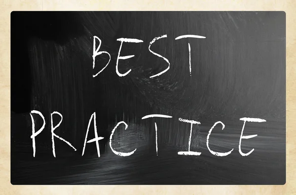 "Best practice" handwritten with white chalk on a blackboard — Stock Photo, Image