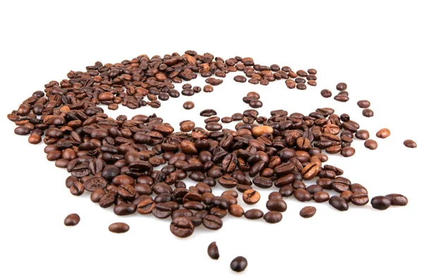 在白色背景上分离出来的咖啡豆 — 图库照片