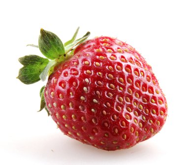 Beyaz arka planda çilekler