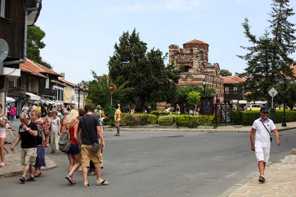 Uitzicht op de stad Oude Nessebar en de zee, Bulgarije — Stockfoto