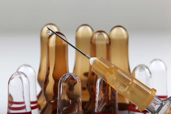 Medicine Vials And Syringe — Stock Photo, Image