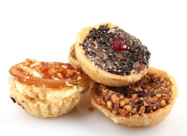 Beyaz bir arka plan üzerinde izole kek