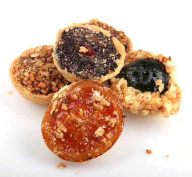 Beyaz bir arka plan üzerinde izole kek