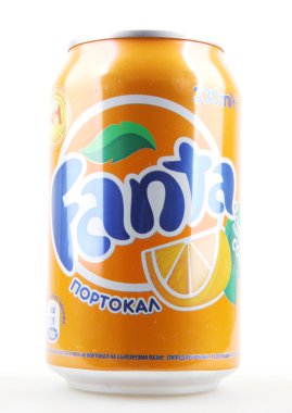 Aytos, Bulgaristan - 25 Ocak 2014: fanta şişe üzerinde izole
