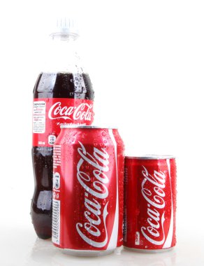 Aytos, Bulgaristan - 28 Ocak 2014: Coca Cola beyaz izole