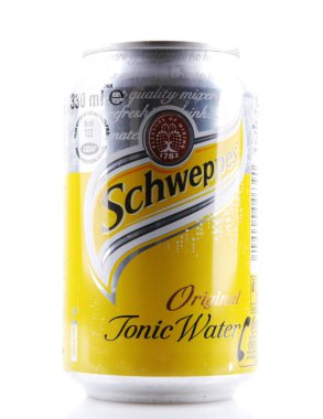 Aytos, Bulgaristan - februari 01, 2014: beyaz izole schweppes
