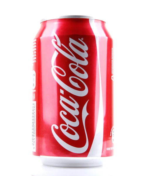 Aitos, Bulgarije - 14 maart 2014: coca-cola geïsoleerd op witte ba — Stockfoto