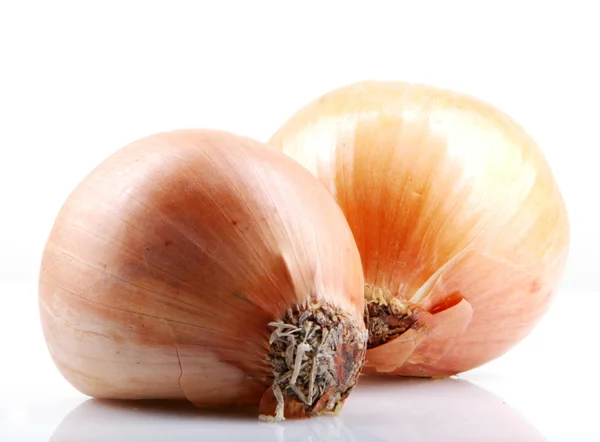 Fresh onion bulbs isolated on white background — Stock Photo, Image