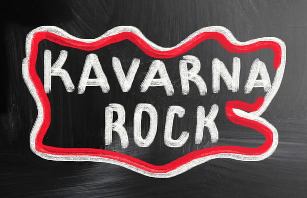 Kavarna rock escrito à mão com giz em um quadro negro — Fotografia de Stock