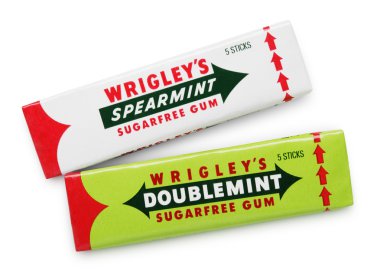 Wrigley's Doublemint and Spearmint sugarfree chewing gums clipart